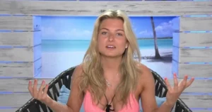 who is zara holland dating now